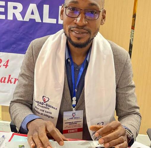 Portrait de Boubacar Barry, Responsable administratif et financier de CJMAD Guinée